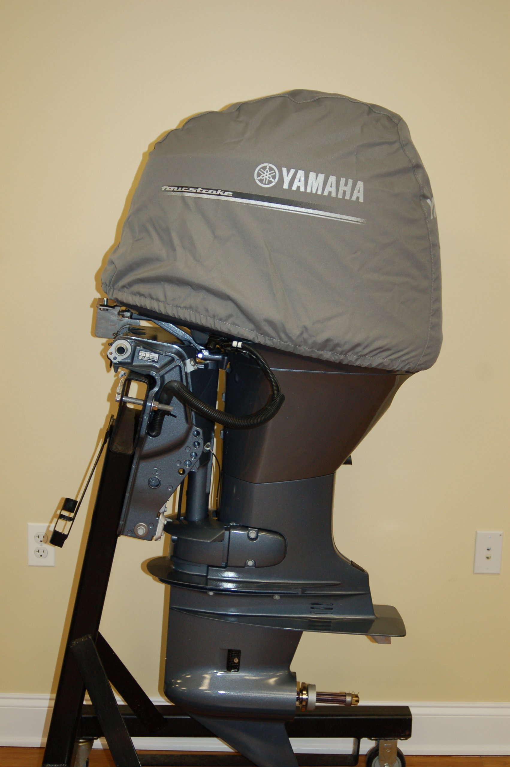 YAMAHA F70 トップカウリング